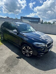 BMW X5 M50D - 6