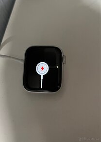 Apple Watch series 4, 40mm - 6