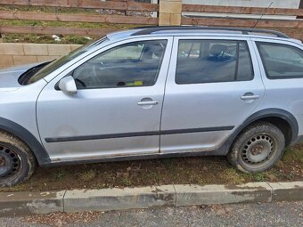 Škoda Octavia Scout 2.0TDI 4x4 - 6