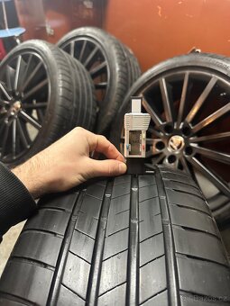 ALU Kola ŠKODA 5X112 R18 TURINI Letní Pneu 225/40/18 - 6