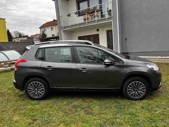 Peugeot 2008 1.2i r.v 2015 nové v ČR - 6