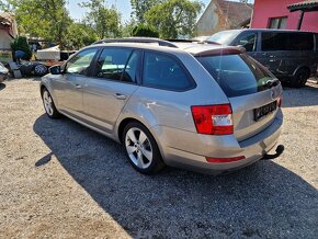 Škoda Octavia 3 Combi 2,0TDI 110KW STYLE VÝHŘEV - 6