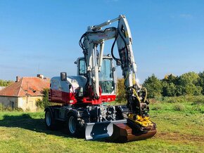 Kolové rypadlo Takeuchi TB295W - 6