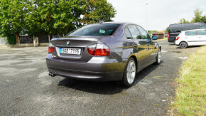 BMW E90 330i 190kW - 6