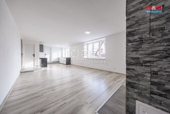 Prodej nájemního domu, 196 m², Sedlčany, ul. Nademlýnská - 6