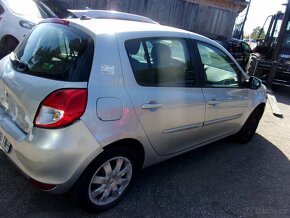 Renault Clio III 1,5 DCi - 6