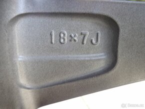 Toyota RAV4 zimna kola s TPMS čidlama 225/60R18 - 6