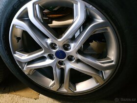 Alu kola Ford Kuga Edge 5x108 r19 Originál,pneu 5mm - 6