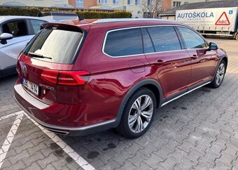 Volkswagen Passat 2.0TDI 176KW,ALLTRACK,4X4,LED nafta - 6