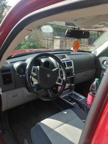 Dodge nitro 2.8 CRD - 6