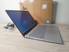 Notebook HP 15-fd0650nc - 6