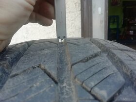 zimní 215/70 R15, 5x114,3 plech disky - 6