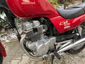 Honda CB 250 Two Fifty MC 26 dvouválec - 6