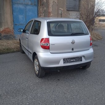 Volkswagen Fox 1.2i 47kw r.v.04/2006 dovoz SRN. - 6