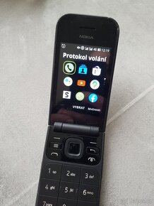 Nokia 2720 flip wifi - 6