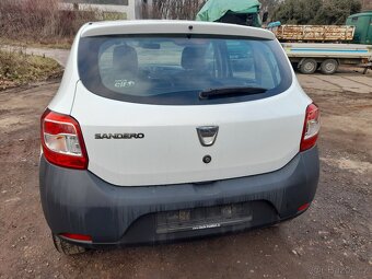 Dacia Sandero 1.2i  R.v. 2015 .NOVÁ STK A EMISE  2xklíč  - 6