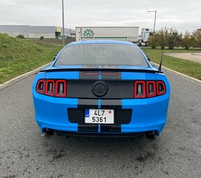 Ford Mustang 3.7 224kw manuál - 6