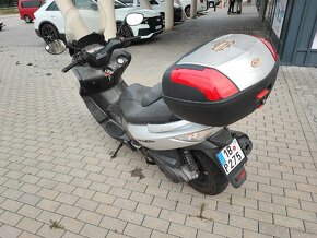 Kymco Xciting 300i - 6