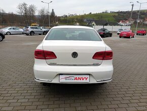 Volkswagen Passat 2,0 TDI 125kW DSG,ČR,SERVISKA  240 000 Kč - 6