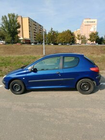 Peugeot 206 1.1i 44kW najeto jen 62tis.km nové v ČR - 6