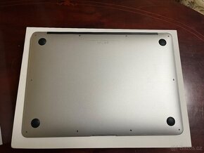 MacBook Air 13" (2017) TOP STAV - 6