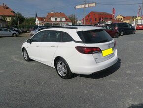 Opel Astra Sports Tourer 1.2 Turbo  SERVISKA KOUPENO V CZ - 6