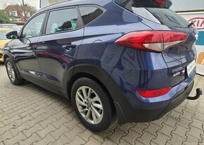 Hyundai Tucson 1.7-1.maj.-nízké km-garážovaný - 6