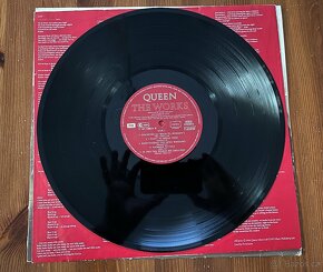 Queen - The Works (1984, Europe) - 6