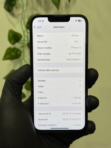 iPhone 13 128GB černý - 100% baterie - 6