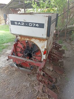 Sazeč na brambory - 6
