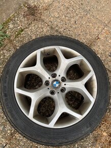 Zimní pneu na BMW včetně ALU disků - 6