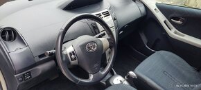 Prodám Toyota Yaris 1.3 VVTI automat - 6