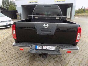 Nissan navara 2,5DCI  4WD,KLIMAAUTOMATIC - 6