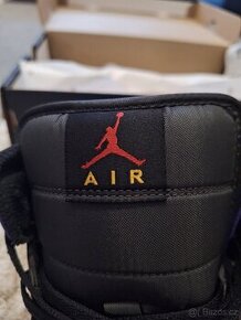 Jordan 1 Mid. - 6