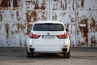 BMW X5 xDrive40d A/T 2015 - 6