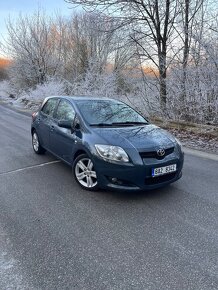 Toyota Auris 2.2 D-cat 130kw Top Vykon - 6