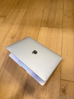 MacBook Pro 13” M1 256GB Silver - 6