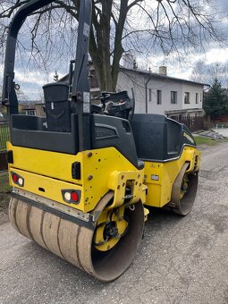 Vibrační válec Bomag BW138 AD-5 5T - 6