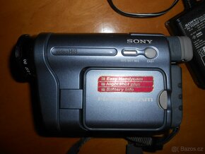 Sony VIDEO CAMERA  RECORDER CCD -TRV 228E PAL Hi8 - 6