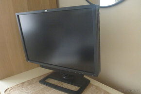 Monitor k počítači zn. HP - 6