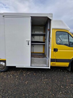 FOODTRUCK Iveco daily NAJETO 97 000 km - 6