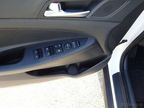 Hyundai Tucson 1.7 CRDI r.v.2016 1.Maj.serv.knž.ČR (85 kw) - 6