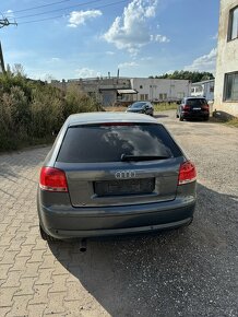 Audi a3 8p 1.6 75kw díly - 6