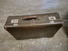 Staré kufry - 6