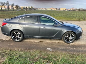 OPEL INSIGNIA BITURBO 4x4 - 6