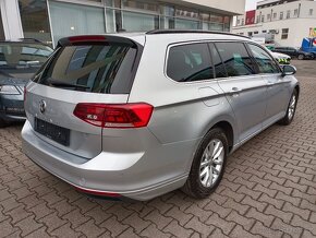 VW Passat B8 2.0TDI 110kW DSG Webasto ACC Tažné FULL LED Qi - 6