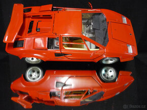 Lamborghini Countach červený Bburago 1/18 - 6