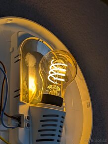 Žárovky Philips HUE white filament 7W E27 A60 - 6