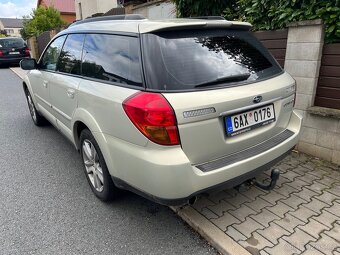 Subaru Outback 3.0 - 6