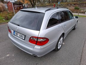 Mercedes Benz E320CDI 165kw 4Matic facelift Avantgarde - 6